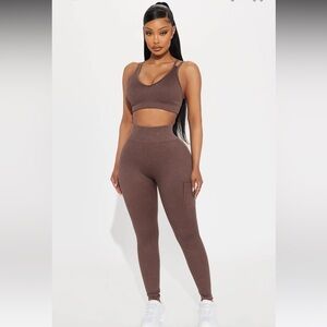 Brown High-Waisted Leggings